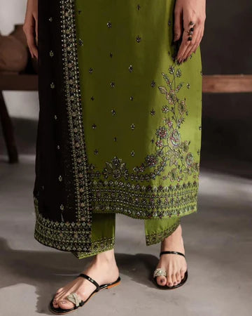BATIK SUMMER LAWN EMBROIDERED 3PC SUIT- BL9870-